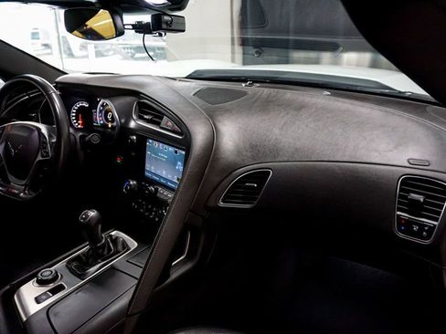 Used 2019 Chevrolet Corvette Z06 image 38