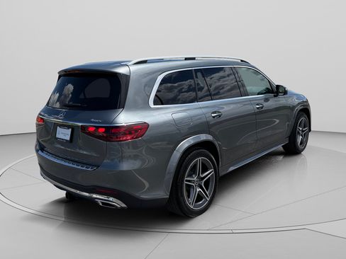 Certified 2026 Mercedes-Benz GLS 450 4MATIC image 5