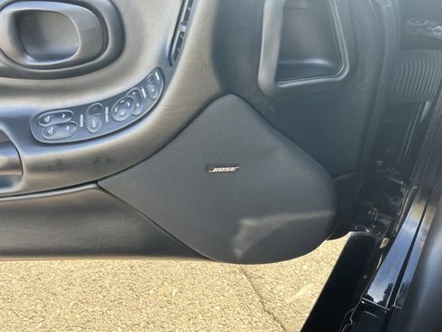 Used 2003 Chevrolet Corvette Convertible w/ Preferred Equipment Group1 image 17