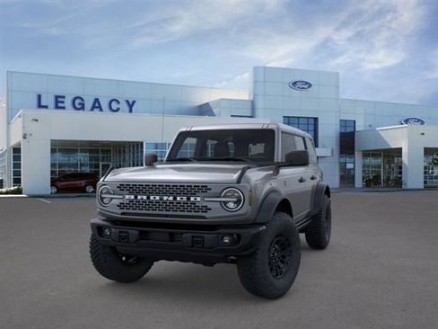 New 2026 Ford Bronco Badlands AWD/4WD image 2