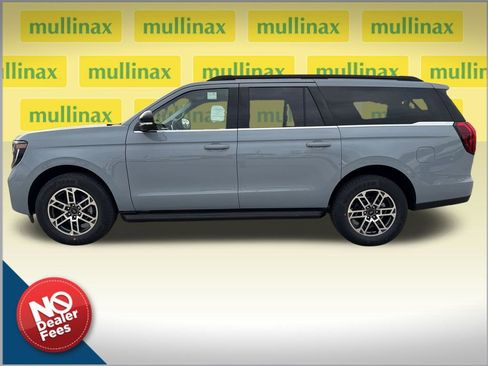 New 2026 Ford Expedition Max Active image 2