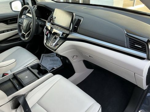 Used 2026 Honda Odyssey Touring image 22