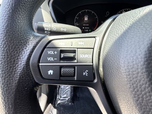 Certified 2024 Honda HR-V LX image 25