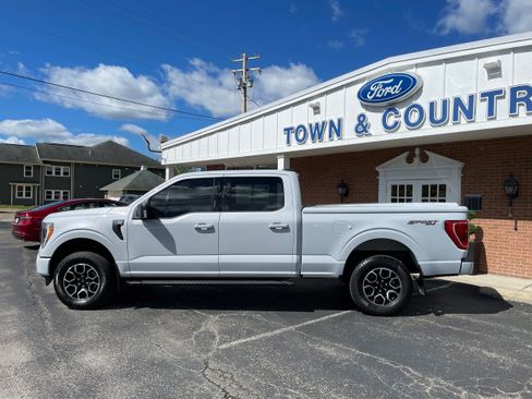 Used 2022 Ford F150 XLT w/ Equipment Group 302A High AWD/4WD image 8