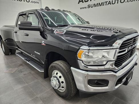 Used 2021 RAM 3500 Big Horn w/ Max Tow Package AWD/4WD image 2