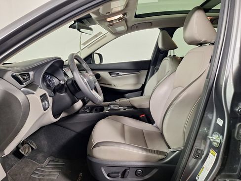 Used 2025 INFINITI QX50 Luxe AWD/4WD image 9