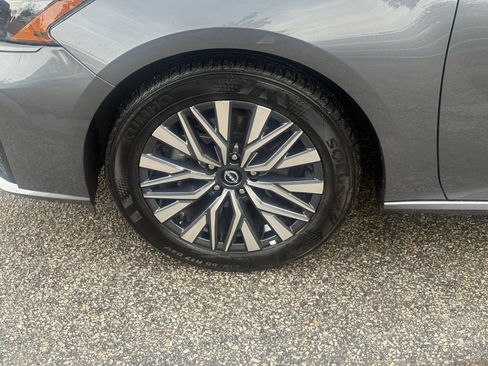 Used 2026 Nissan Altima 2.5 SV FWD image 20