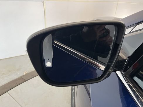 Used 2019 Nissan Murano SV image 39