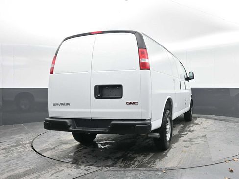New 2025 GMC Savana 2500 w/ Driver Convenience Package RWD image 8