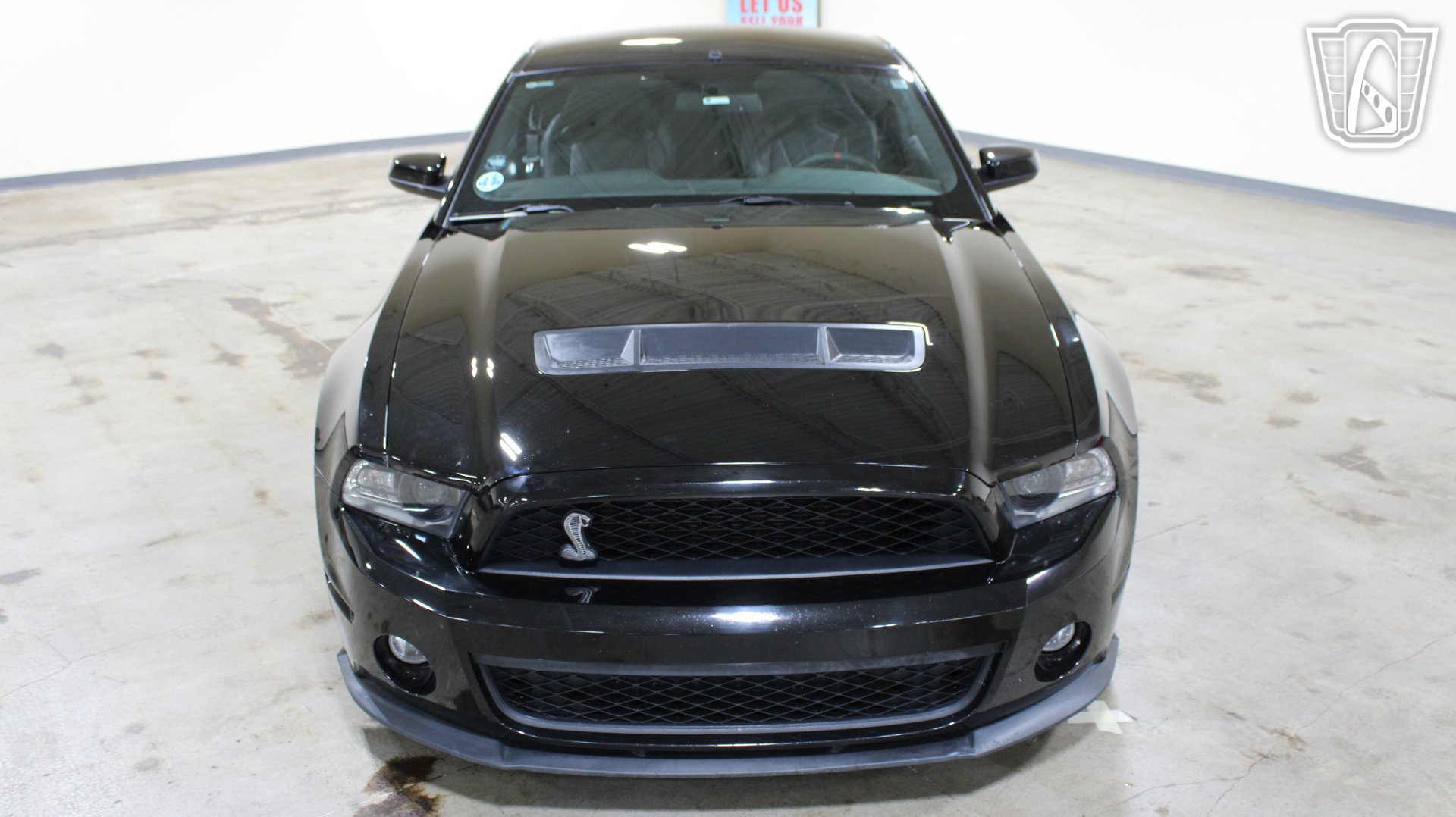 Used 2012 Ford Mustang Shelby GT500 w/ SVT Performance Pkg RWD image 4