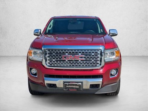 Used 2019 GMC Canyon Denali image 2