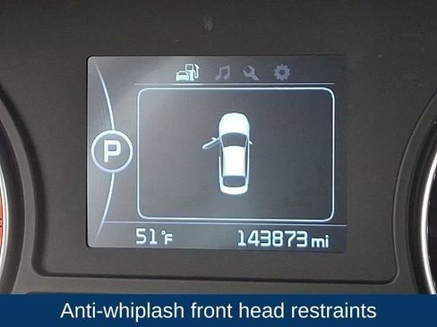 Used 2018 Kia Optima S w/ Panoramic Sunroof Package image 9