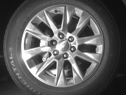 Used 2025 Nissan Altima 2.5 SV FWD image 13