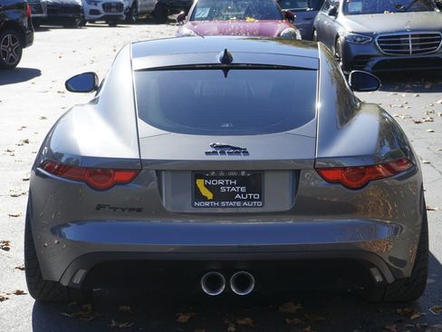 Used 2017 Jaguar F-TYPE Coupe image 9