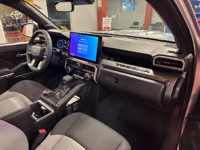 Certified 2026 Toyota Tacoma TRD Sport w/ TRD Sport Upgrade Package AWD/4WD image 17