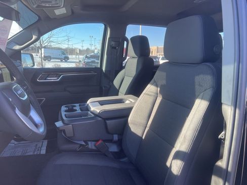 New 2026 GMC Sierra 1500 SLE w/ Preferred Package AWD/4WD image 10