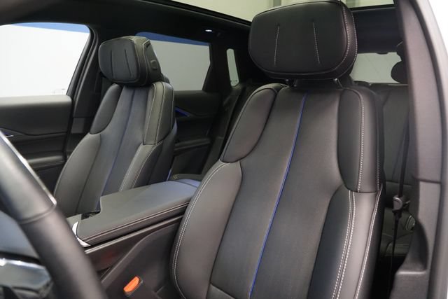 Used 2026 Cadillac Lyriq Sport w/ LPO, Floor Liner Package AWD/4WD image 16
