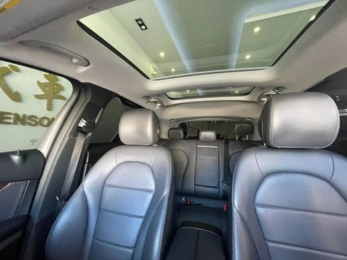 Used 2021 Mercedes-Benz GLC 300 4MATIC image 17