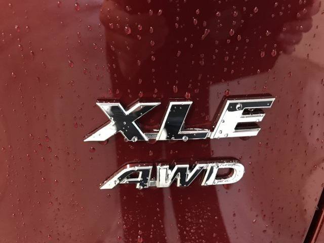 Certified 2021 Toyota RAV4 XLE w/ Convenience Package AWD/4WD image 16