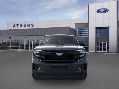 New 2025 Ford Expedition Active image 6