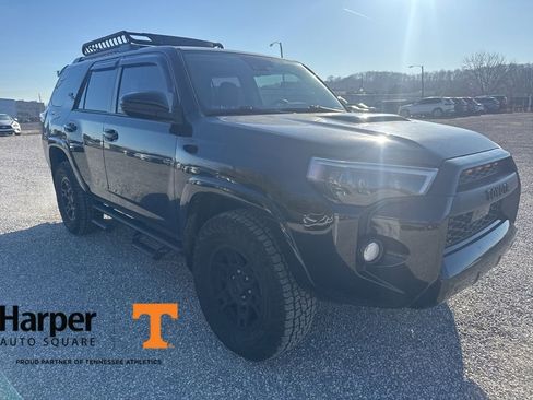 Used 2020 Toyota 4Runner TRD Off-Road Premium image 6