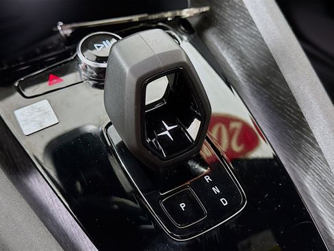 Used 2021 Polestar Polestar 2 image 19