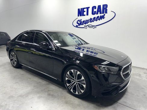 Used 2025 Mercedes-Benz E 350 Sedan image 1