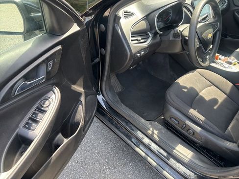 Used 2022 Chevrolet Malibu LT image 13