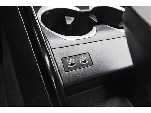 Used 2025 BMW X1 xDrive28i w/ Technology Package image 22