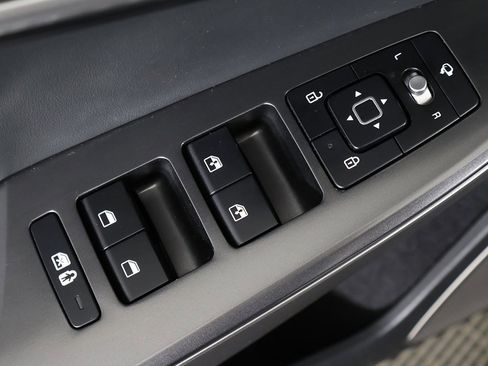 Certified 2023 Kia EV6 Wind w/ Wind Technology Package image 40