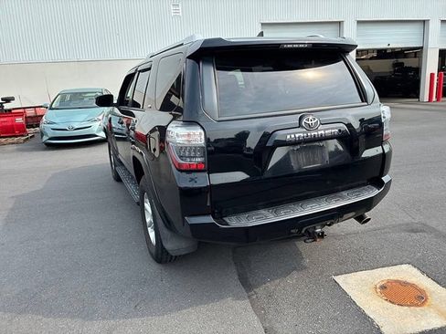 Used 2016 Toyota 4Runner SR5 AWD/4WD image 11