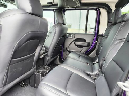 New 2026 Jeep Gladiator Sport AWD/4WD image 27
