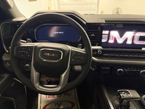 New 2026 GMC Sierra 1500 SLT w/ SLT Premium Plus Package image 18