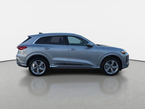 New 2025 Audi Q5 Premium Plus image 4