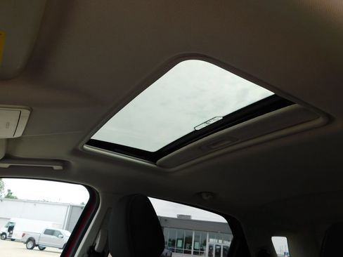Used 2020 Ford EcoSport SE FWD image 13
