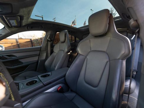 Used 2022 Porsche Taycan Turbo S image 51