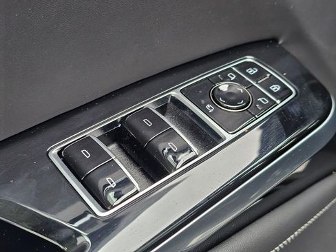 New 2026 Cadillac Escalade ESV Platinum Sport AWD/4WD image 26