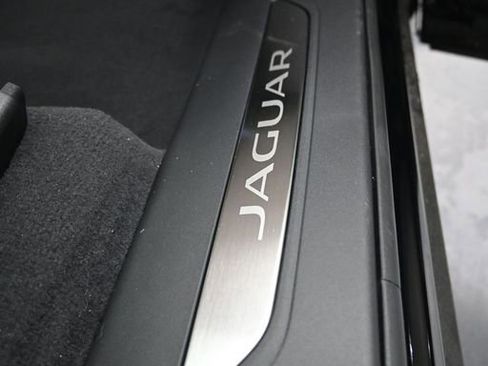 Used 2026 Jaguar F-PACE R-Dynamic S image 11