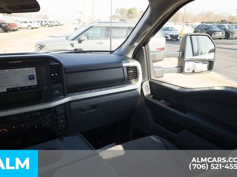Used 2025 Ford F350 XLT image 18