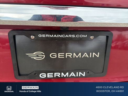 Used 2015 Toyota Camry LE w/ Four Season Floor Mat Package image 7