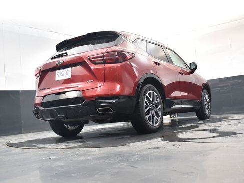 Used 2025 Chevrolet Blazer RS w/ Driver Confidence II Package image 25