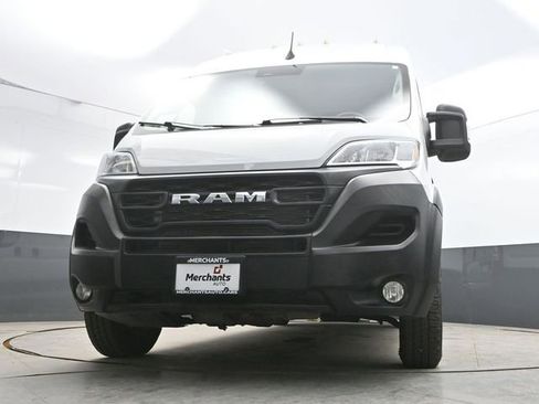 Used 2024 RAM ProMaster 2500 w/ Convenience Group image 32