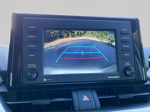 Used 2021 Toyota RAV4 XLE w/ Convenience Package AWD/4WD image 27