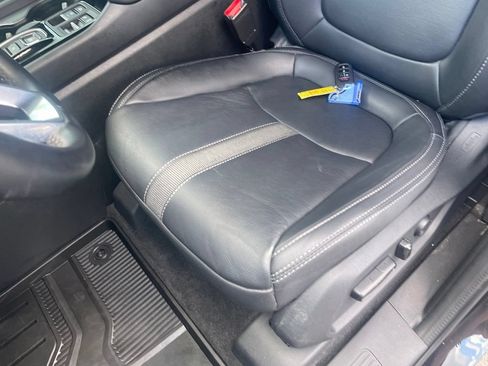 Used 2024 Honda Pilot EX-L image 23