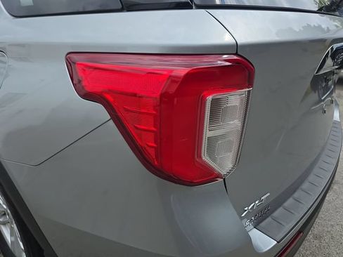Used 2020 Ford Explorer XLT w/ Equipment Group 202A RWD image 36