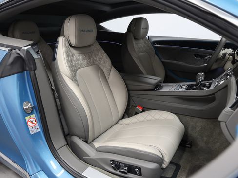 Used 2022 Bentley Continental GT AWD/4WD image 33