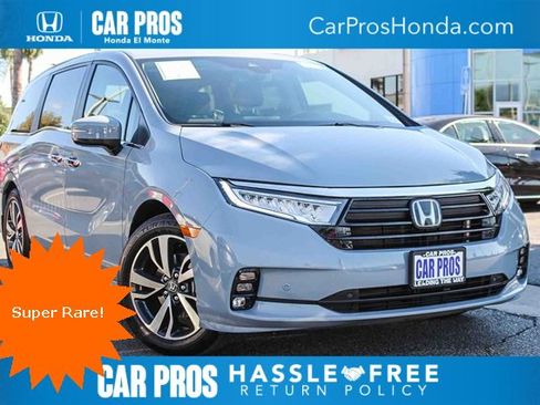 Certified 2024 Honda Odyssey Touring image 1