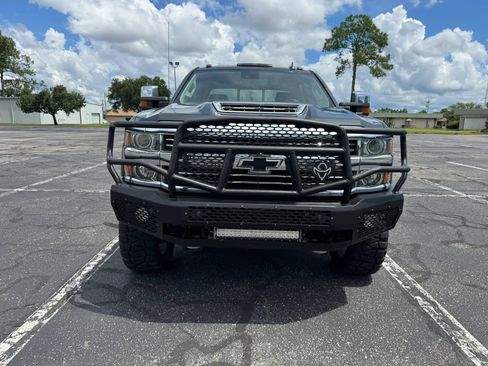 Used 2017 Chevrolet Silverado 2500 High Country w/ Duramax Plus Package AWD/4WD image 3