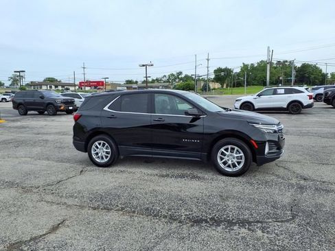 Used 2024 Chevrolet Equinox LT FWD image 11