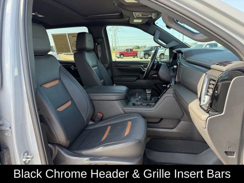 Used 2024 GMC Sierra 1500 AT4 w/ Technology Package AWD/4WD image 35